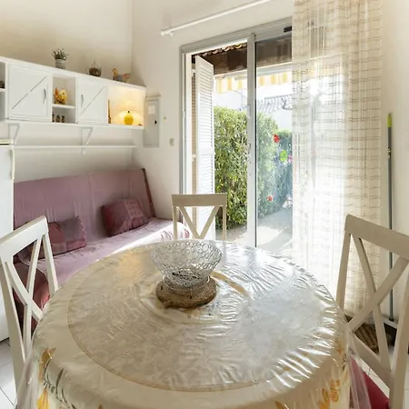 Family Retreat In Appartement